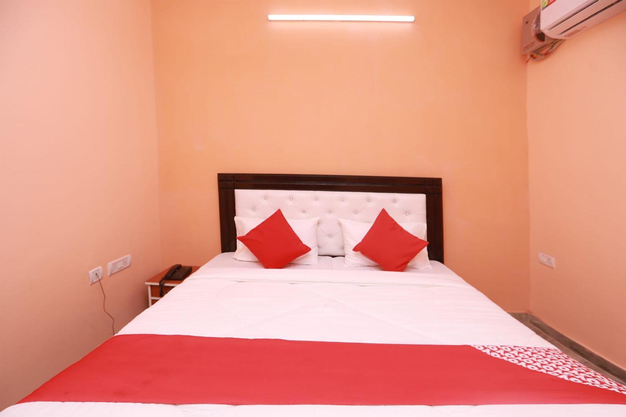 Hotel O Silverline Residency Faridábád Kültér fotó