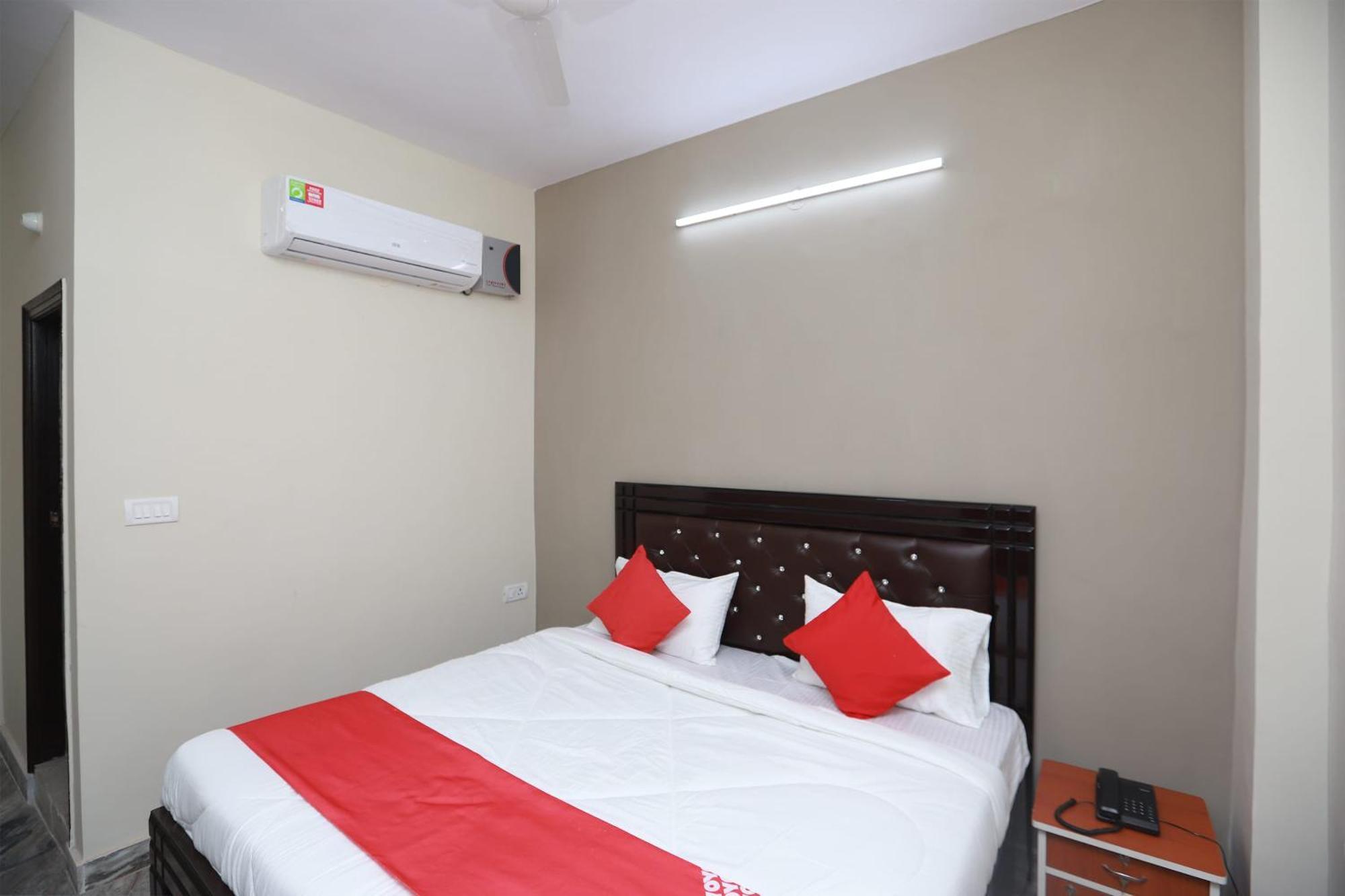 Hotel O Silverline Residency Faridábád Kültér fotó